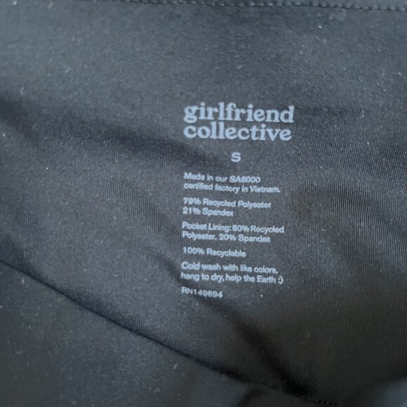 Girlfriend Collective Pocket Bike Shorts - 5" - Picture 4 of 4